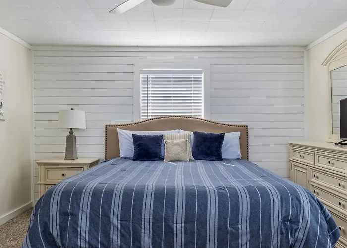 Holiday home Serenity Shores Gulf Shores